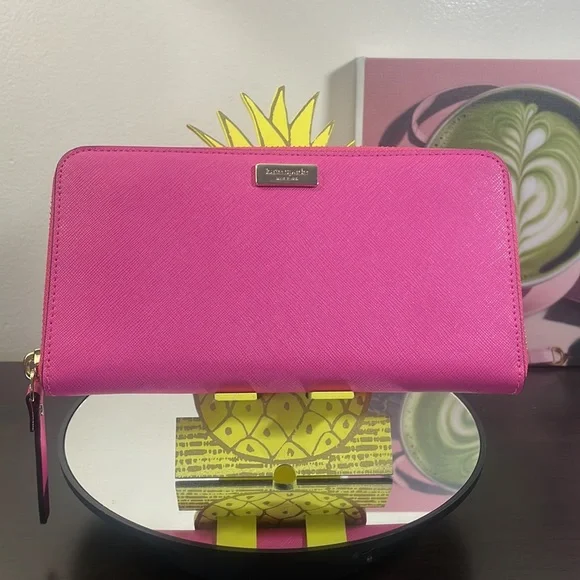 Kate Spade Full Zip Wallet ! - Picture 4 of 8